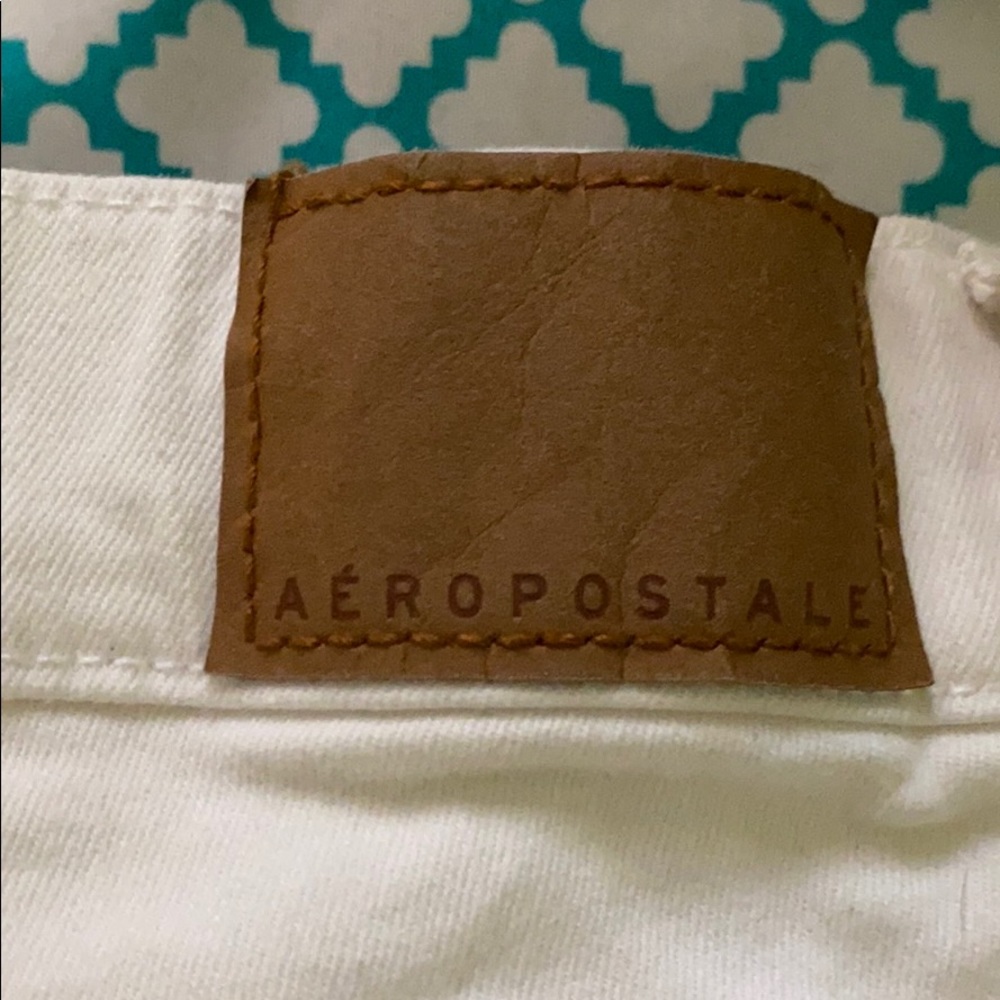 White Aeropostale Ripped Skinny Jeans,